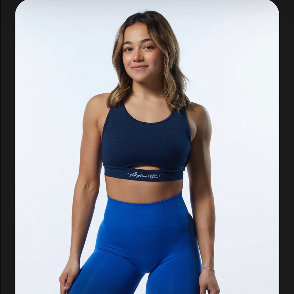 Alphalete Trinity Sports Bra in Moonlight
